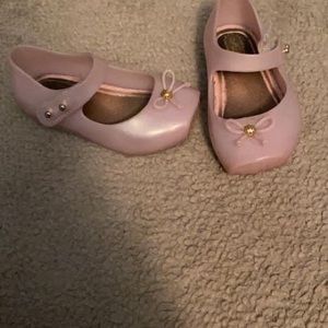 Size 7 mini Melissa GUC